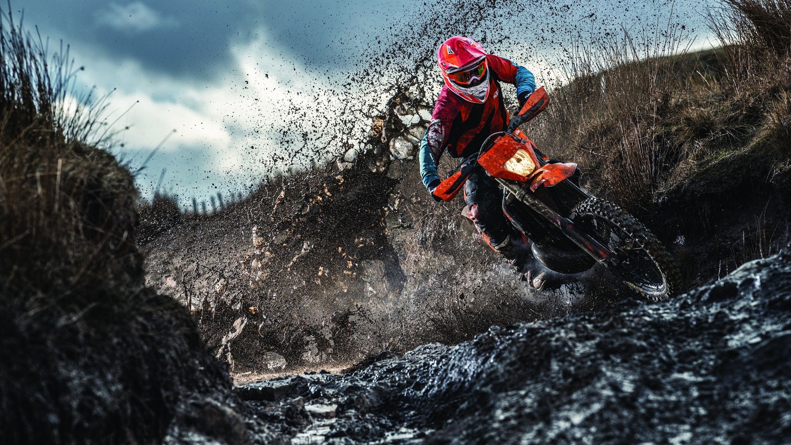 中国帆船队世界赛中首次登顶领奖台，中国帆船比赛冠军